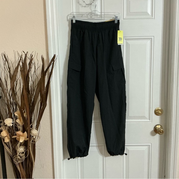 All In Motion Women’s Black Parachute Cargo Pants Size XS - Picture 3 of 9
